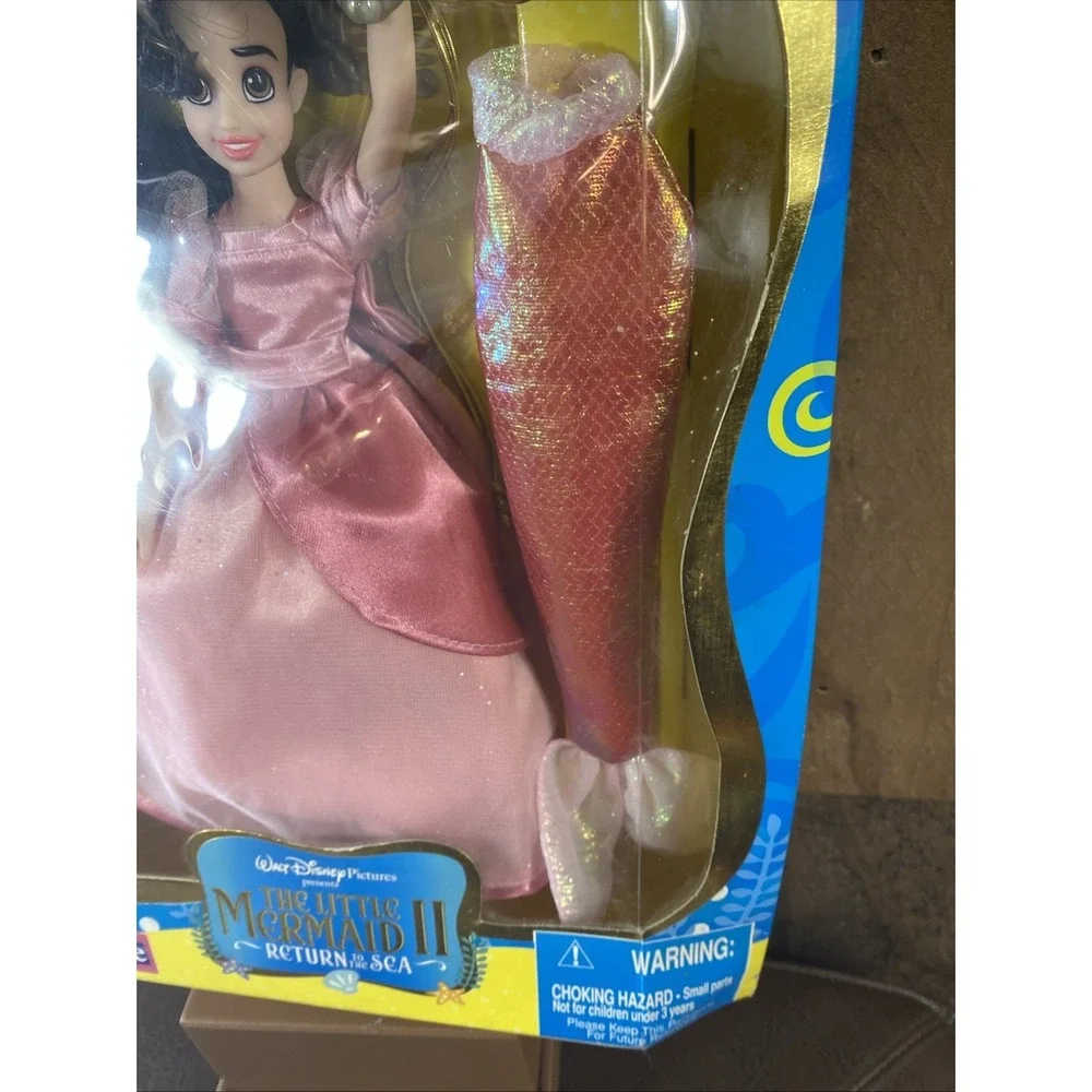 Jakks Pacific Toys R Us Exclusive The Little Mermaid II Melody Doll NRFB Damaged